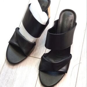 (10-3939) Piepiebuy Sandals Sz 11
